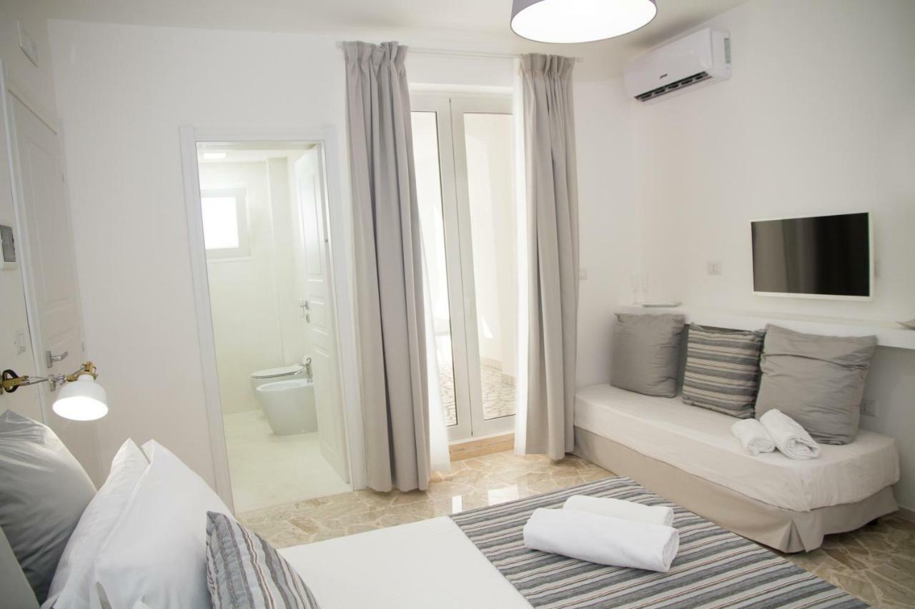 Dimora Ausentum B&B 토레 산 지오반니 우겐토 외부 사진